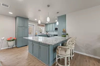 2808 Sky Harbour Drive, Granbury, TX 76049 - Photo 6