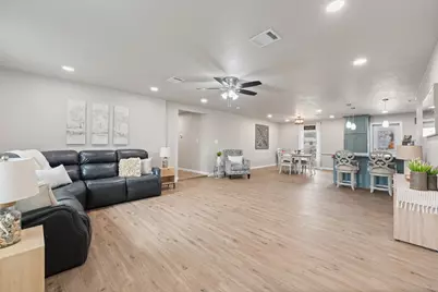 2808 Sky Harbour Drive, Granbury, TX 76049 - Photo 2