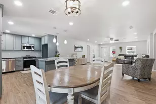 2808 Sky Harbour Dr, Granbury, TX 76049 - Photo 14