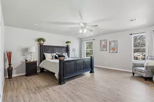 2808 Sky Harbour Dr, Granbury, TX 76049 - Photo 24