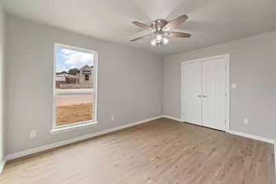 2808 Sky Harbour Drive, Granbury, TX 76049 - Photo 16