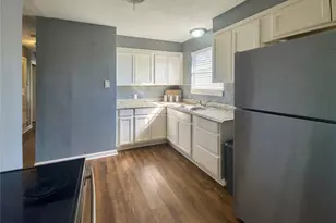 5508 Patton Dr, Fort Worth, TX 76112 - Photo 8