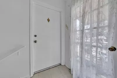 4016 Ridglea Country Club Drive, Fort Worth, TX 76126 - Photo 4