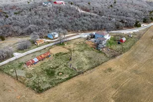 799 Co Rd 1596, Alvord, TX 76225 - Photo 14