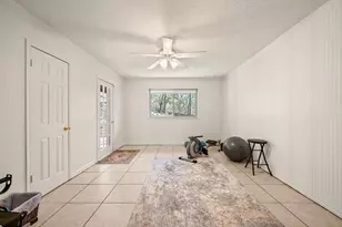 3905 Shady Creek Dr, Euless, TX 76040 - Photo 16