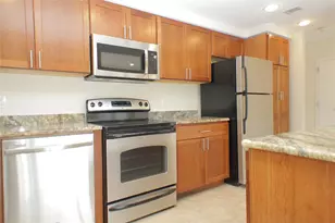 6211 W Northwest Hwy, Dallas, TX 75225 - Photo 10