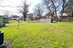 12121 Hoblitzelle Dr, Dallas, TX 75243 - Photo 34