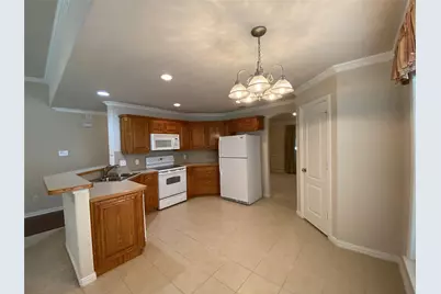 1835 Woodchase Drive, Fort Worth, TX 76120 - Photo 4