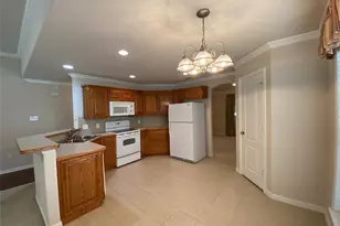 1835 Woodchase Dr, Fort Worth, TX 76120 - Photo 4