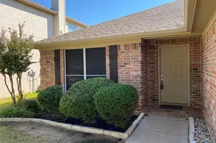 1835 Woodchase Dr, Fort Worth, TX 76120 - Photo 4