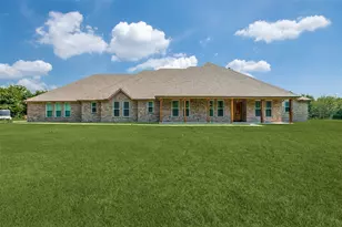 643 County Rd 2255, Telephone, TX 75488 - Photo 2
