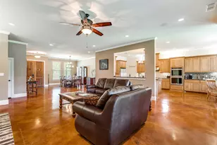 643 County Rd 2255, Telephone, TX 75488 - Photo 10
