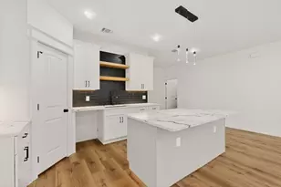 6039 Plum Dale Rd, Dallas, TX 75241 - Photo 10