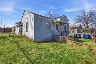 1703 Navaro St, Dallas, TX 75208 - Photo 6