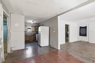 1703 Navaro St, Dallas, TX 75208 - Photo 8