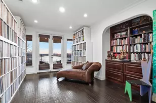 117 Scenic Dr, Highland Village, TX 75077 - Photo 10