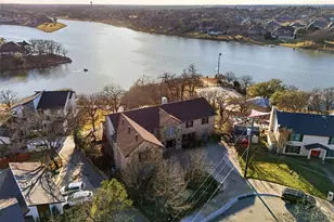 117 Scenic Dr, Highland Village, TX 75077 - Photo 2
