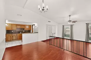 1926 Rambling Ridge Ln, Carrollton, TX 75007 - Photo 4