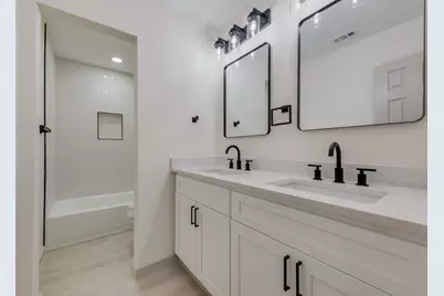 710 Worcester Lane, Garland, TX 75040 - Photo 16