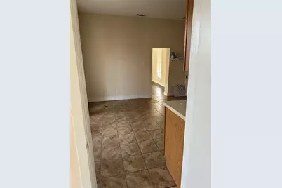 607 Main Street, Ennis, TX 75119 - Photo 10