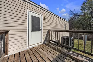 220 Country Side Ct, Springtown, TX 76082 - Photo 30