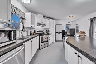 220 Country Side Ct, Springtown, TX 76082 - Photo 8