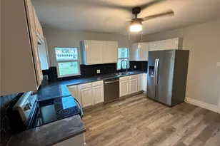 150 Ash Creek Ct, Springtown, TX 76082 - Photo 4