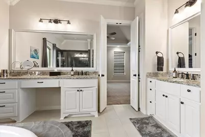 716 Coastal Meadows Court, Granbury, TX 76049 - Photo 20