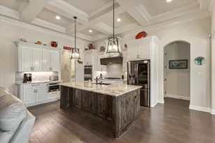 716 Coastal Meadows Ct, Granbury, TX 76049 - Photo 14