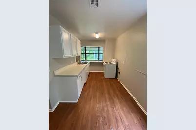 1102 Laurelhill Court, Arlington, TX 76015 - Photo 6