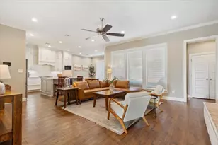 10337 Fallen Leaf Dr, Waco, TX 76712 - Photo 10