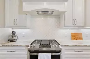 10337 Fallen Leaf Dr, Waco, TX 76712 - Photo 14