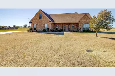 140 Champion Court, Weatherford, TX 76087 - Photo 1
