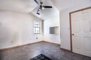 125 Hyde Away Ln, Weatherford, TX 76085 - Photo 18