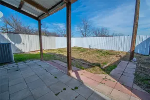 125 Hyde Away Ln, Weatherford, TX 76085 - Photo 16