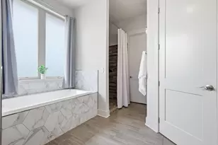 9630 Hackamore Ct, Justin, TX 76247 - Photo 16