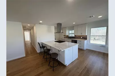 103 S Plymouth Road, Dallas, TX 75211 - Photo 2