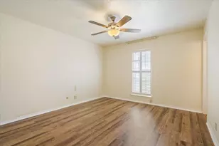 5226 Lake Shore Dr, Waco, TX 76710 - Photo 16