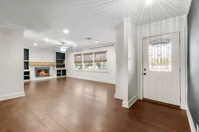 2208 Lake Ridge Circle, Waco, TX 76710 - Photo 10