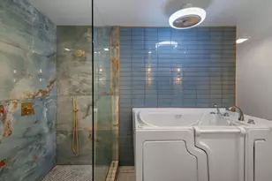 2208 Lake Ridge Cir, Waco, TX 76710 - Photo 32