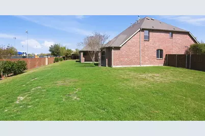2400 Lilyfield Drive, Trophy Club, TX 76262 - Photo 38