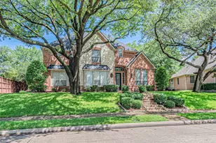 4209 Pinecreek Dr, Rowlett, TX 75088 - Photo 2
