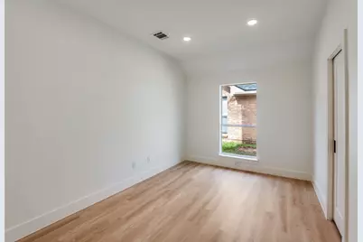 2207 Arbor Creek Drive, Carrollton, TX 75010 - Photo 20