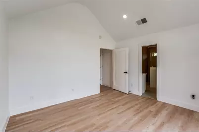 2207 Arbor Creek Drive, Carrollton, TX 75010 - Photo 16