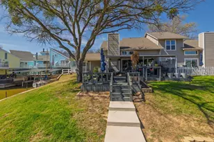 688 Harbor Dr N, Azle, TX 76020 - Photo 32