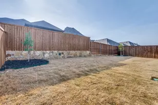 1808 Pelham Dr, Aubrey, TX 76227 - Photo 34