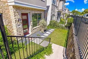 648 Aspen Valley Ln, Dallas, TX 75208 - Photo 38