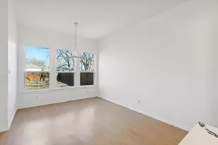 2114 Spikes St, Grand Prairie, TX 75051 - Photo 6