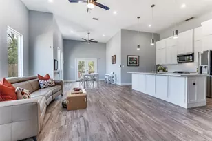 1620 Shadow Ln, Irving, TX 75060 - Photo 2