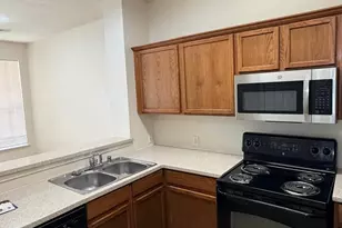 2205 Stoneleigh Pl, McKinney, TX 75071 - Photo 10